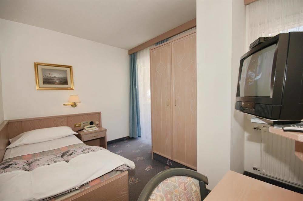 Mozart Hotel