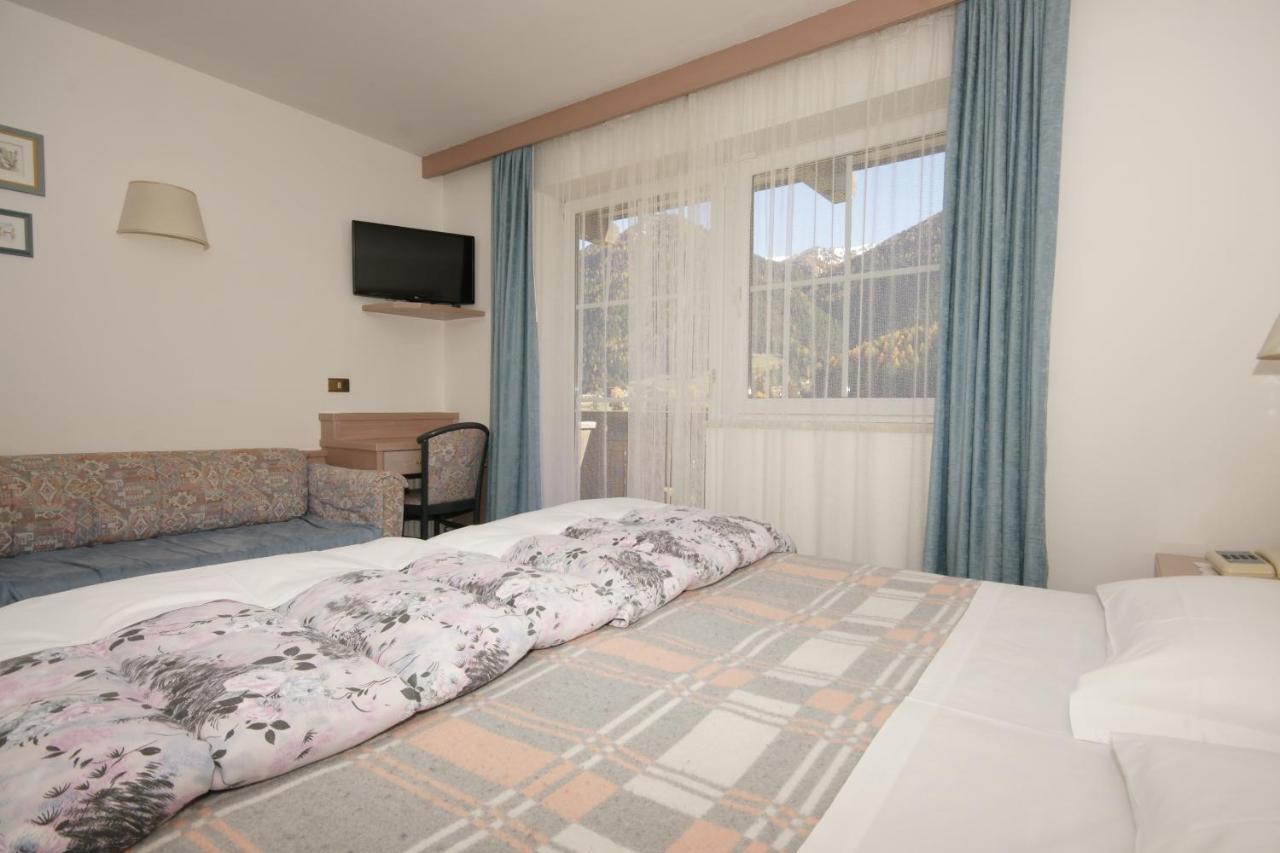 Mozart Hotel 3*